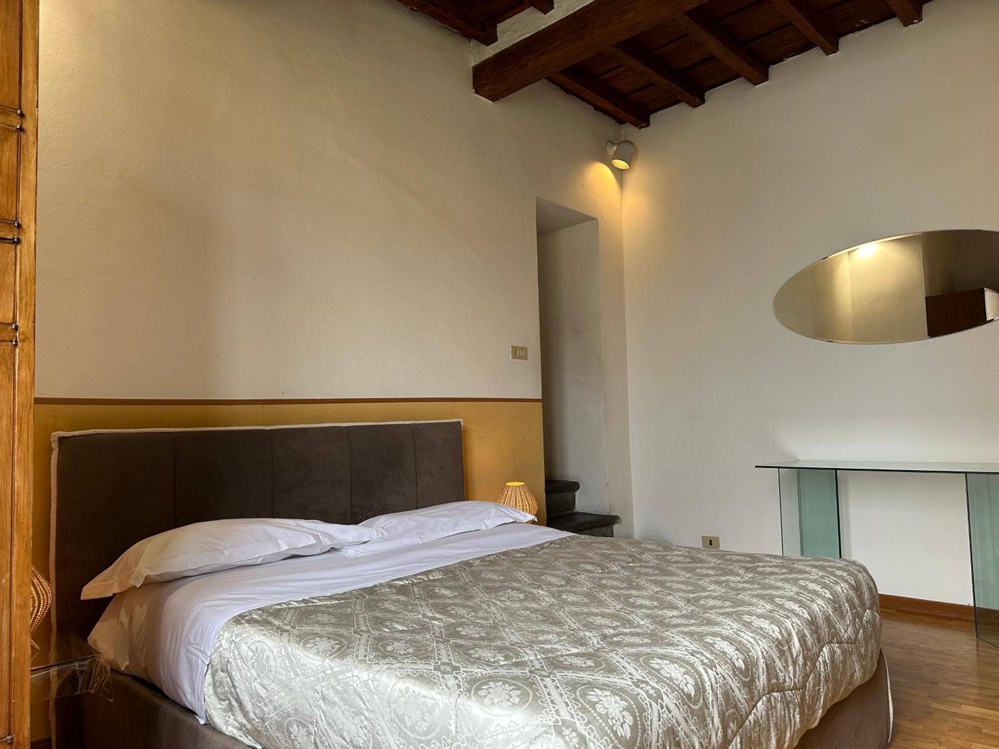 Ponte Vecchio Tower Apartment Florence Exterior photo