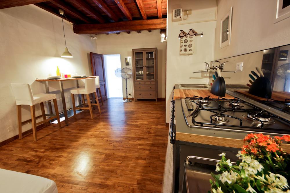 Ponte Vecchio Tower Apartment Florence Exterior photo